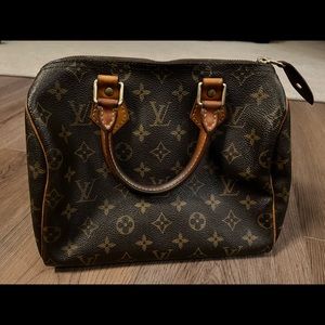 Vintage Louis Vuitton Speedy 25